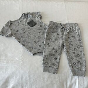 Disney Baby Toy Story Gray Outfit